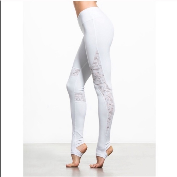 ALO Yoga Pants - ALO Yoga West Coast Legging White/Buff